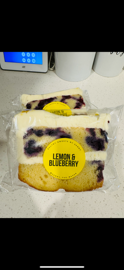 4 Pack Lemon & Blueberry Cake