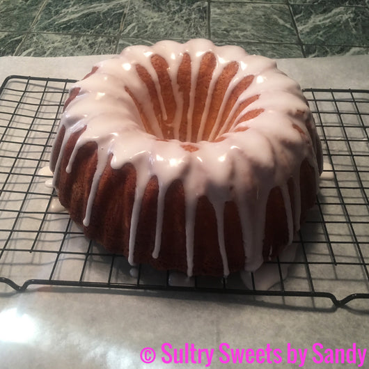 Marvelous Moscato Pound Cake